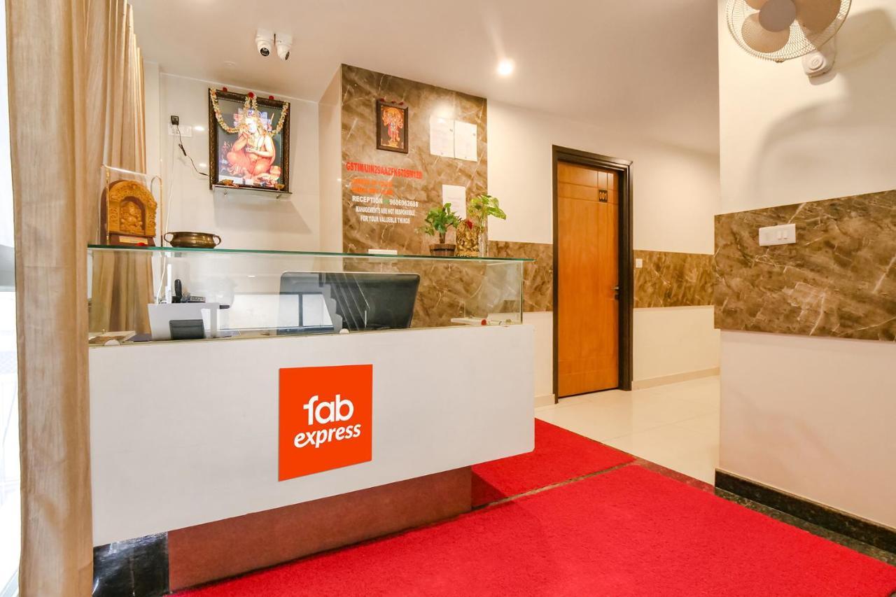 Fabexpress Krishna Suites 迈索尔 外观 照片