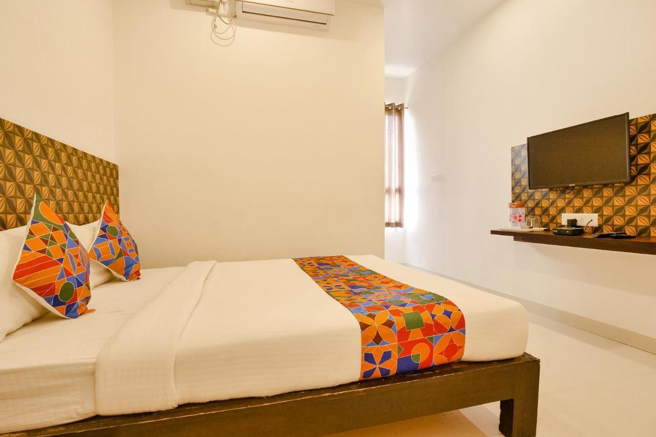 Fabexpress Krishna Suites 迈索尔 外观 照片