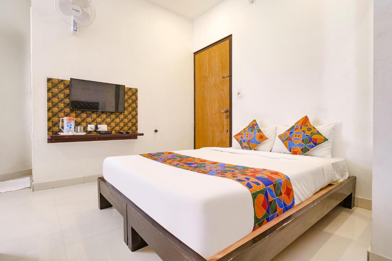 Fabexpress Krishna Suites 迈索尔 外观 照片